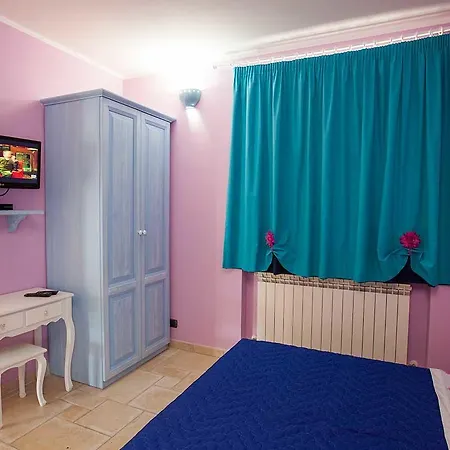 Land & Sea לינה וארוחת בוקר